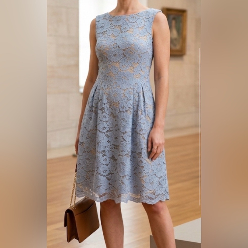 Vince Camuto Blue Floral Lace Sleeveless Fit & Flare Dress Size 8 Scalloped Hem